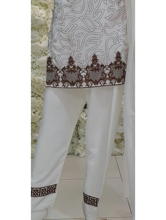 WHITE EMBROIDERED PAKISTANI READYMADE SALWAR KAMEEZ