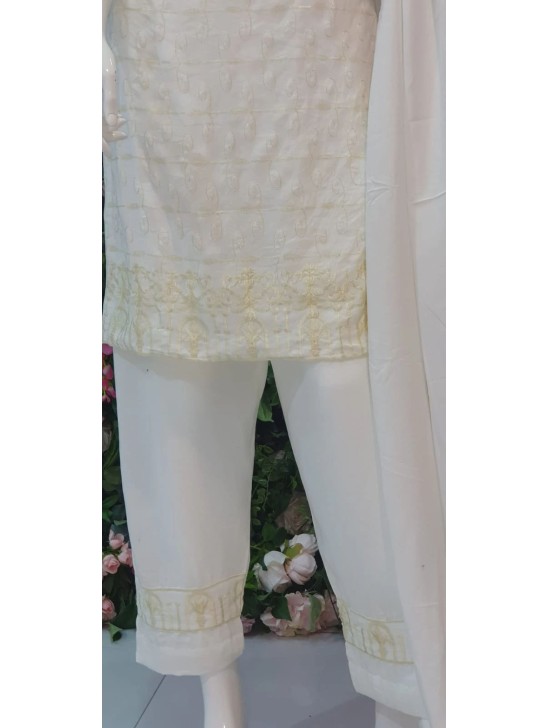 MAGNIFICENT WHITE LINEN READYMADE PAKISTANI SALWAR SUIT