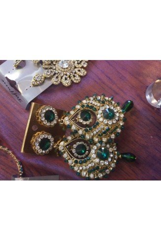 GREEN EMERALD WITH GOLD DIAMOND INDIAN EARRINGS 