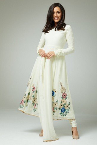 OFF WHITE VOGUE CIRCULAR ANARKALI STYLE INDIAN DRESS