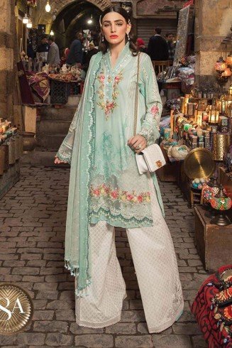 Gorgeous Pakistani Designer Inspired Lawn Suit